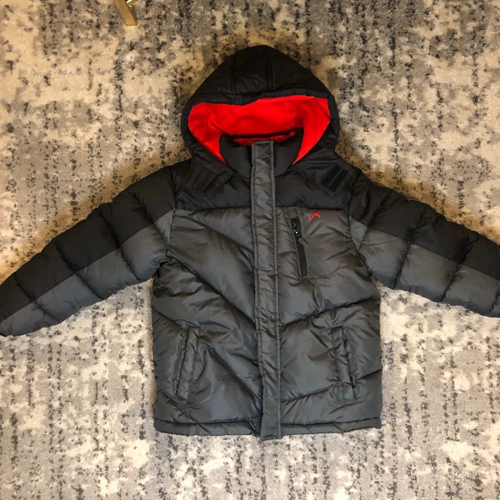 NWOT Boys' MED Ski Jacket